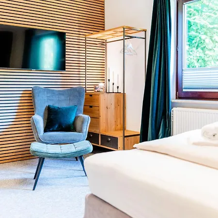 S17 Bude 6 アパート