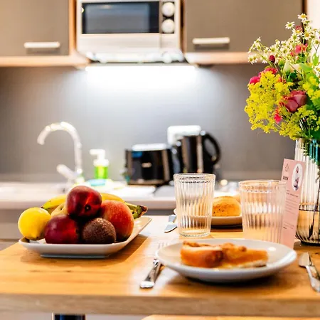 S17 Bude 6 アパート